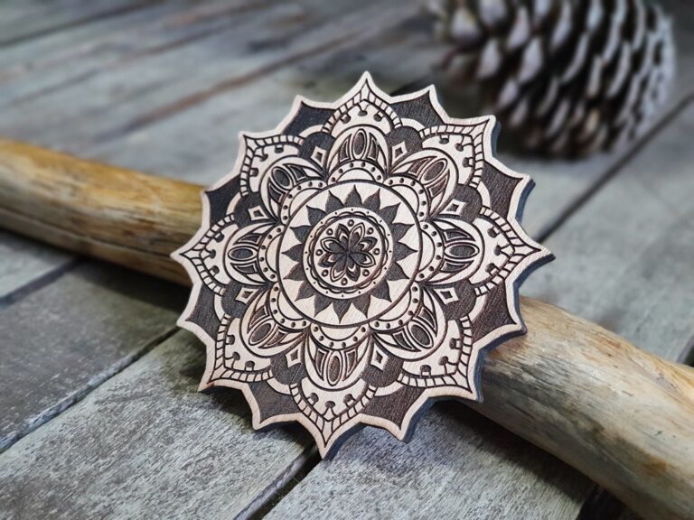 No2 Mandala Wooden Stamp For Leather Crafting | 11,5 cm diameter