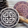 Scandinavian Design Ancient Round Celtic Knot
