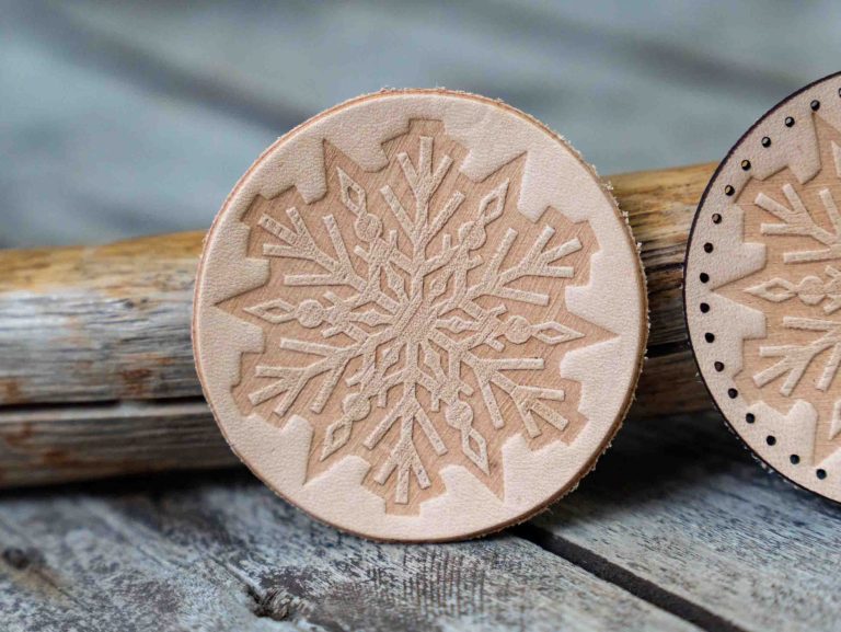 Leather Round Patch Snowflake